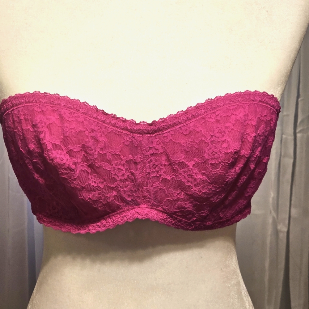 Victoria's Secret Strapless Lace Bra